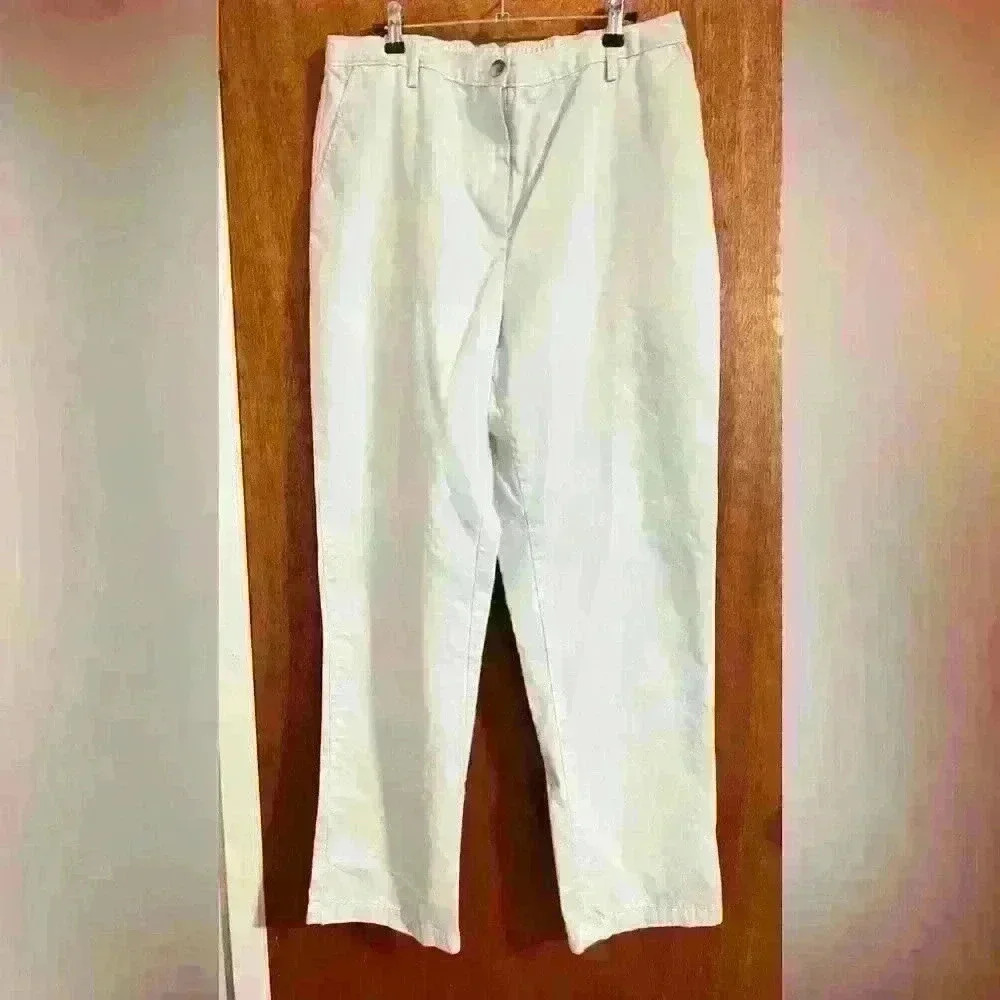 Vintage Land’s end cream colored chino/trouser pants size 12